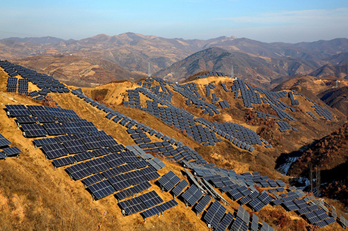 秦皇島隔河頭光伏發(fā)電場投運 秦皇島隔河頭光伏發(fā)電場投運