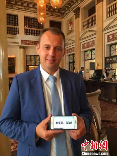 河北秦皇島“創(chuàng)城神曲”火遍朋友圈獲海外友人點贊