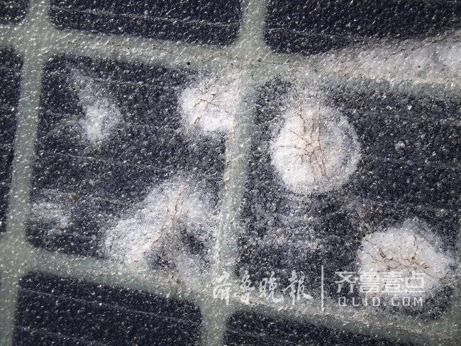 光伏高速路面。